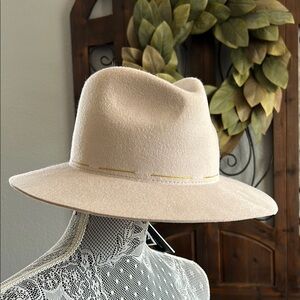 🌟BNWT🌟Morgan & Taylor Fedora Hat - adjustable